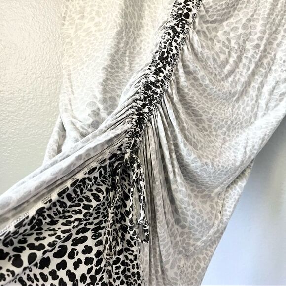 Cruel Women’s Leopard Print Top Size M - Picture 8 of 8